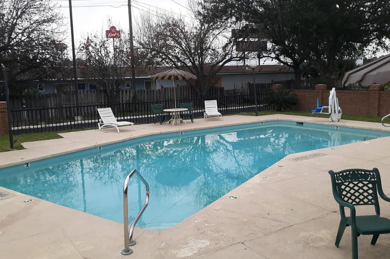 Super Value Inn Valdosta Exterior foto